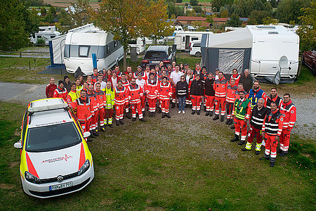 Gruppenfoto des MANV-Übungstages der BRK-Bereitschaften Rottal-Inn in Bayerbach